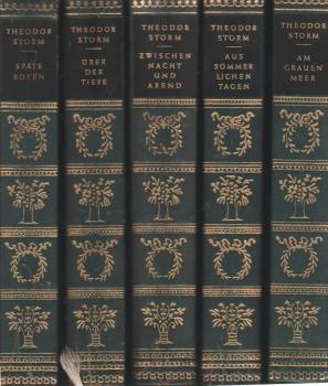 Konvolut Theodor Storm (5 Bücher): Späte Rosen/ Über der Tiefe/ Zwischen Nacht und Abend/ Aus Sommerlichen Tagen/ Am grauen Meer.