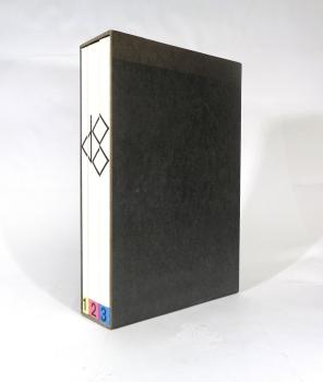 Documenta 8 : Kassel 1987, 12. Juni-20. Sept ; 3 Bände im Schuber : Bd. 1. Aufsätze -- Bd. 2. Katalog -- Bd. 3. Künstlerbuch.
