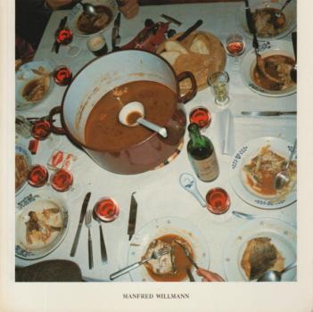 Manfred Willmann : "Die Welt ist schön", Farbfotografien 1981 - 1983 ; 23. Februar - 20. März 1983, Graz, Neue Galerie am Landesmuseum Joanneum.