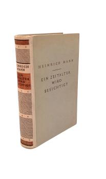 Ein Zeitalter wird besichtigt.