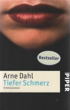 Tiefer Schmerz : Kriminalroman.