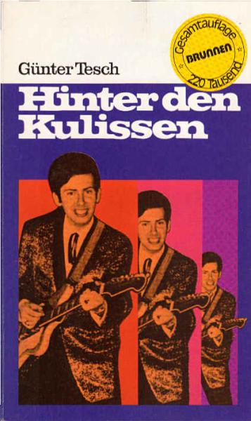 Hinter den Kulissen.