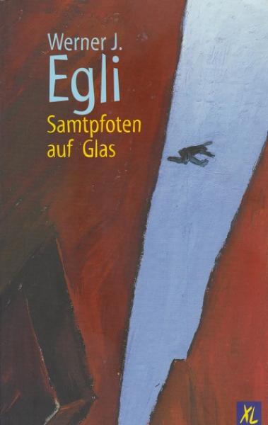 Samtpfoten auf Glas.