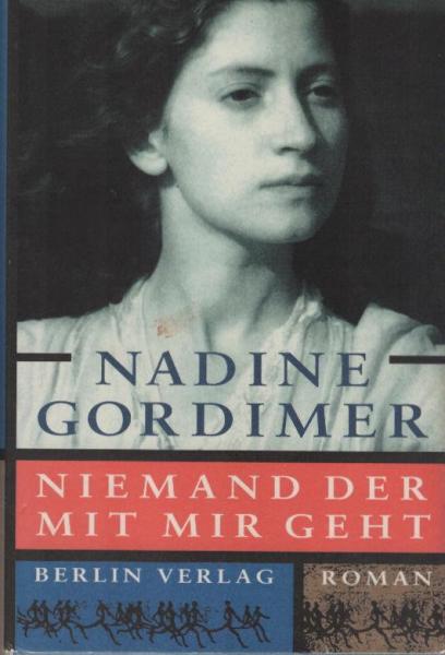 Niemand, der mit mir geht : Roman.
